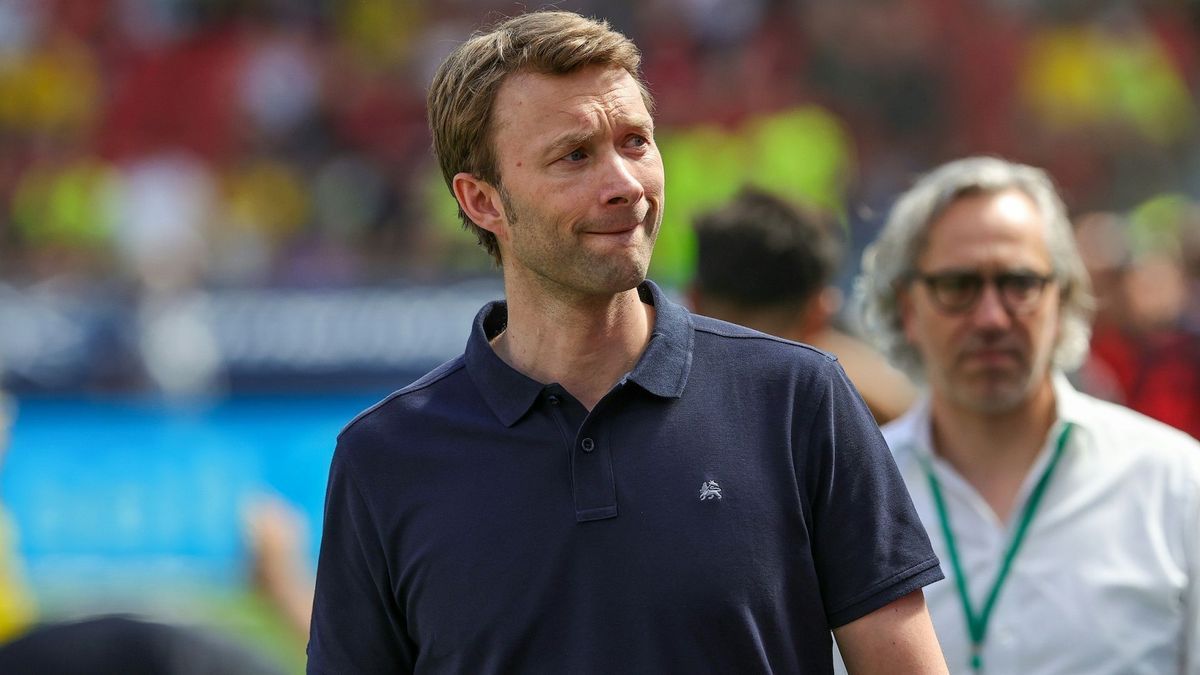 Auf Trainersuche: Simon Rolfes