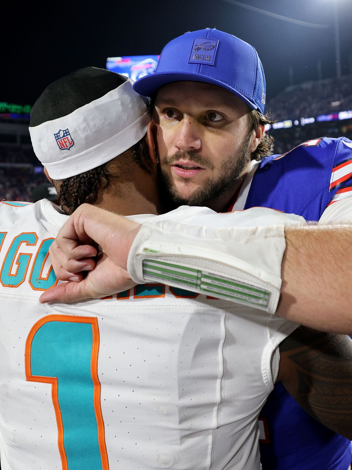 Miami Dolphins v Buffalo Bills