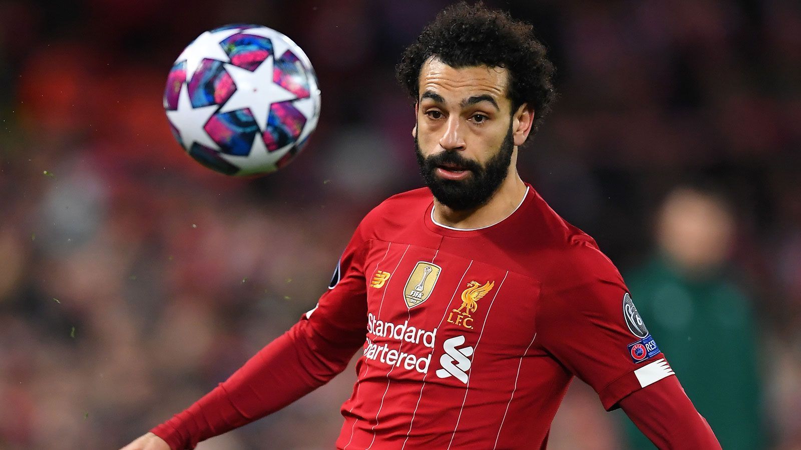 
                <strong>Mo Salah</strong><br>
                Auch Mo Salah vom FC Liverpool nannte "Il Fenomeno" als einen seiner bevorzugten Spieler.
              