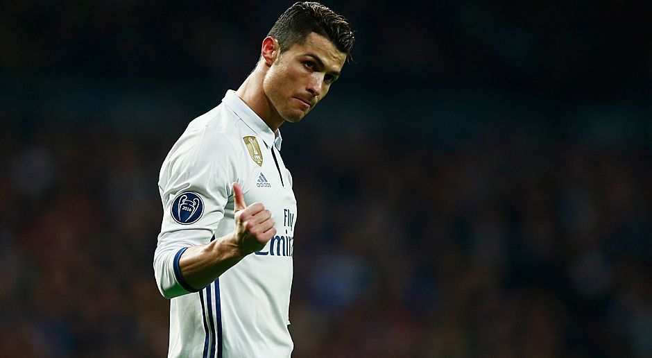 
                <strong>Platz 18 (geteilt): Cristiano Ronaldo (Real Madrid)</strong><br>
                15 Tore in der Primera Division x 2 = 
              