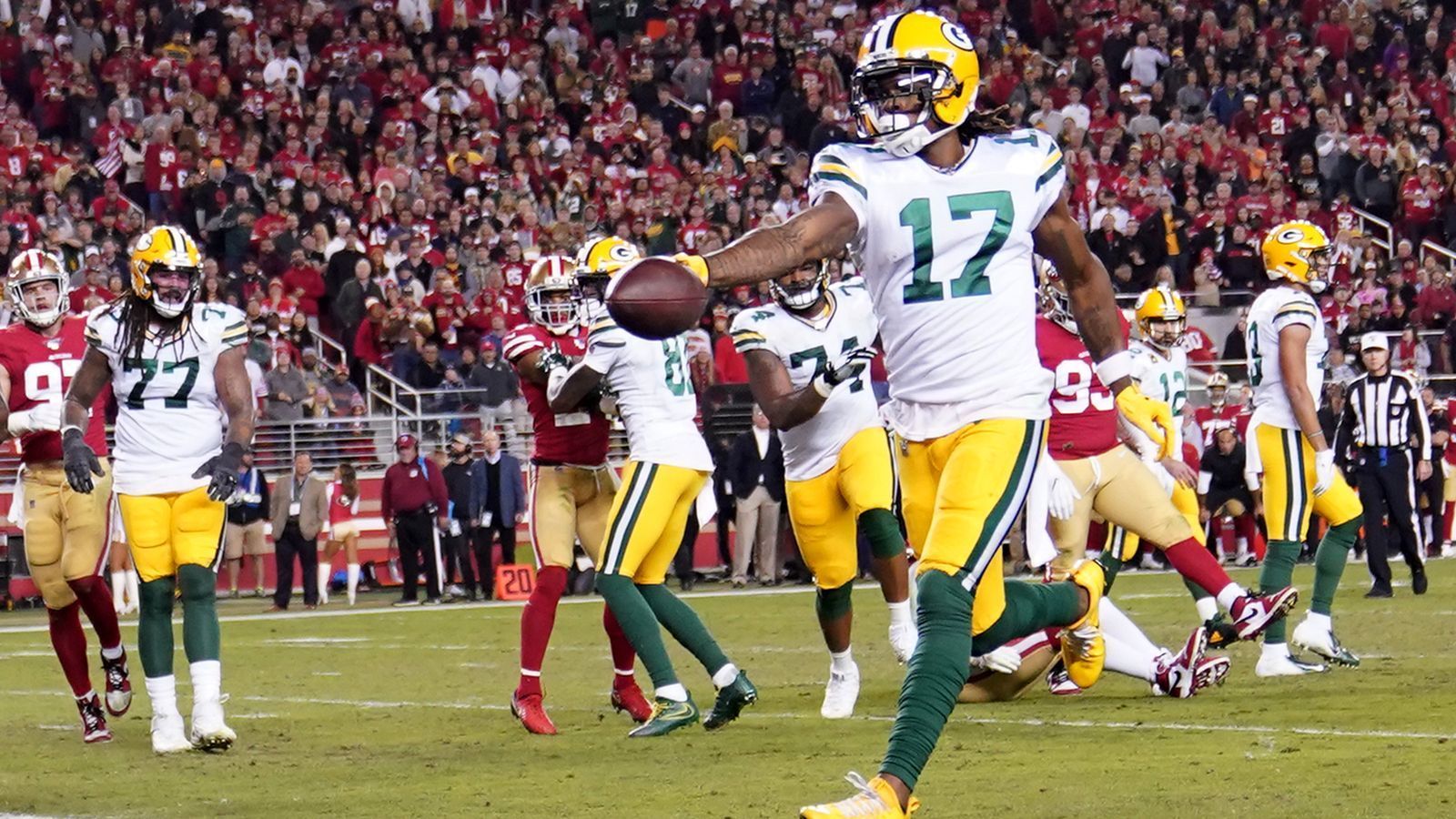 
                <strong>Wide Receiver: Davante Adams</strong><br>
                Der "Go-to-Guy" von Quarterback Aaron Rodgers wird gegen die New York Giants genügend Möglichkeiten erhalten, ordentlich Yards zu sammeln. Abgesehen von Adams verfügen die Packers nur über wenige verlässliche Anspielmöglichkeiten auf der Receiver-Position. 
              