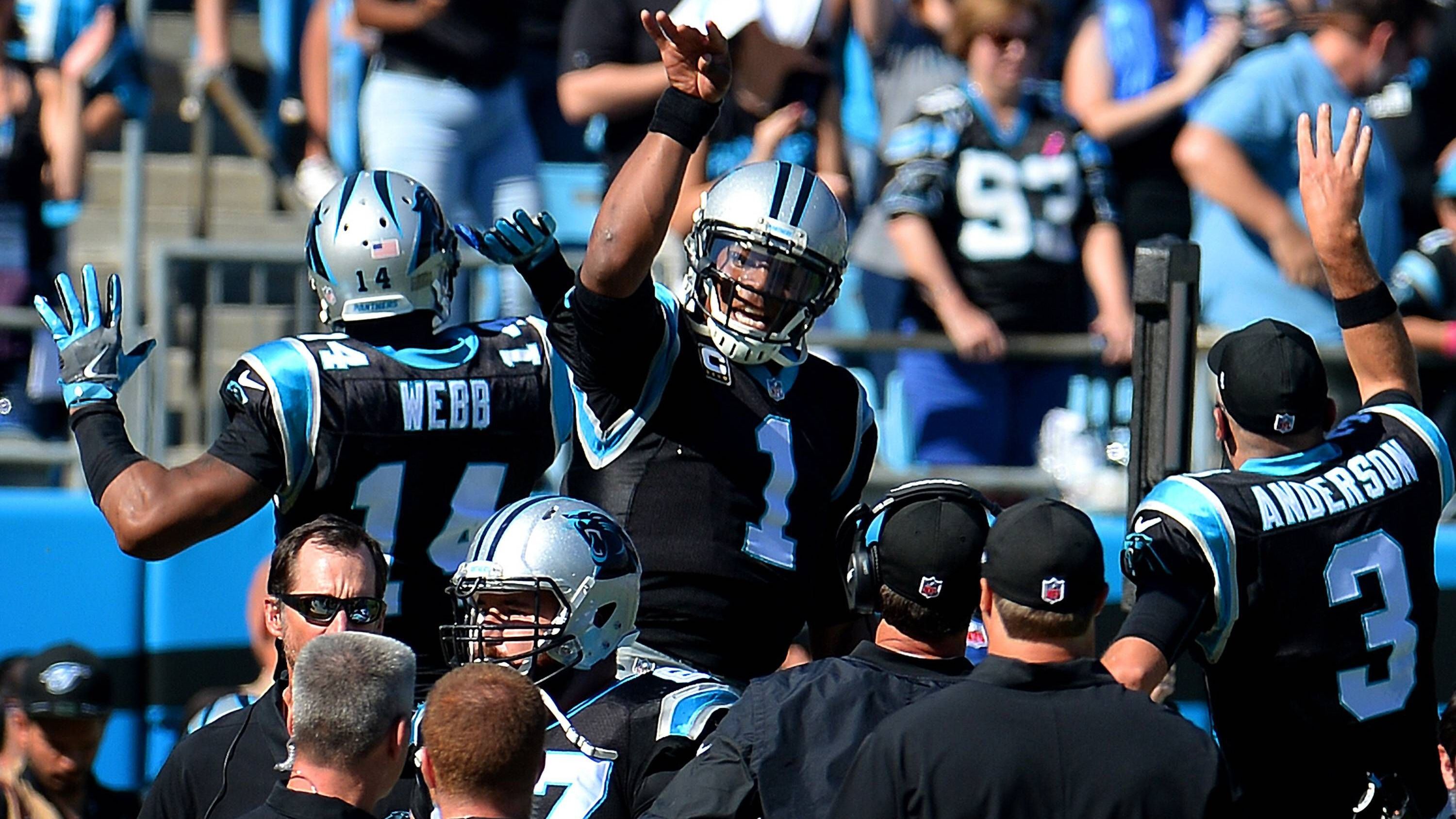 <strong>3. Cam Newton (Carolina Panthers)<br></strong>Datum: 18. September 2011<br>Gegner: Green Bay Packers<br>Performance: 432 Yards und ein Touchdown