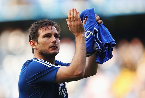 
                <strong>Frank Lampard</strong><br>
                Der Kalender schließt mit einem Bild von Frank Lampard ab. Die Vereinslegende verließ im Sommer nach 13 Jahren den FC Chelsea und unterschrieb einen Vertrag beim New York City FC. Von dort wurde er an Manchester City ausgeliehen.
              