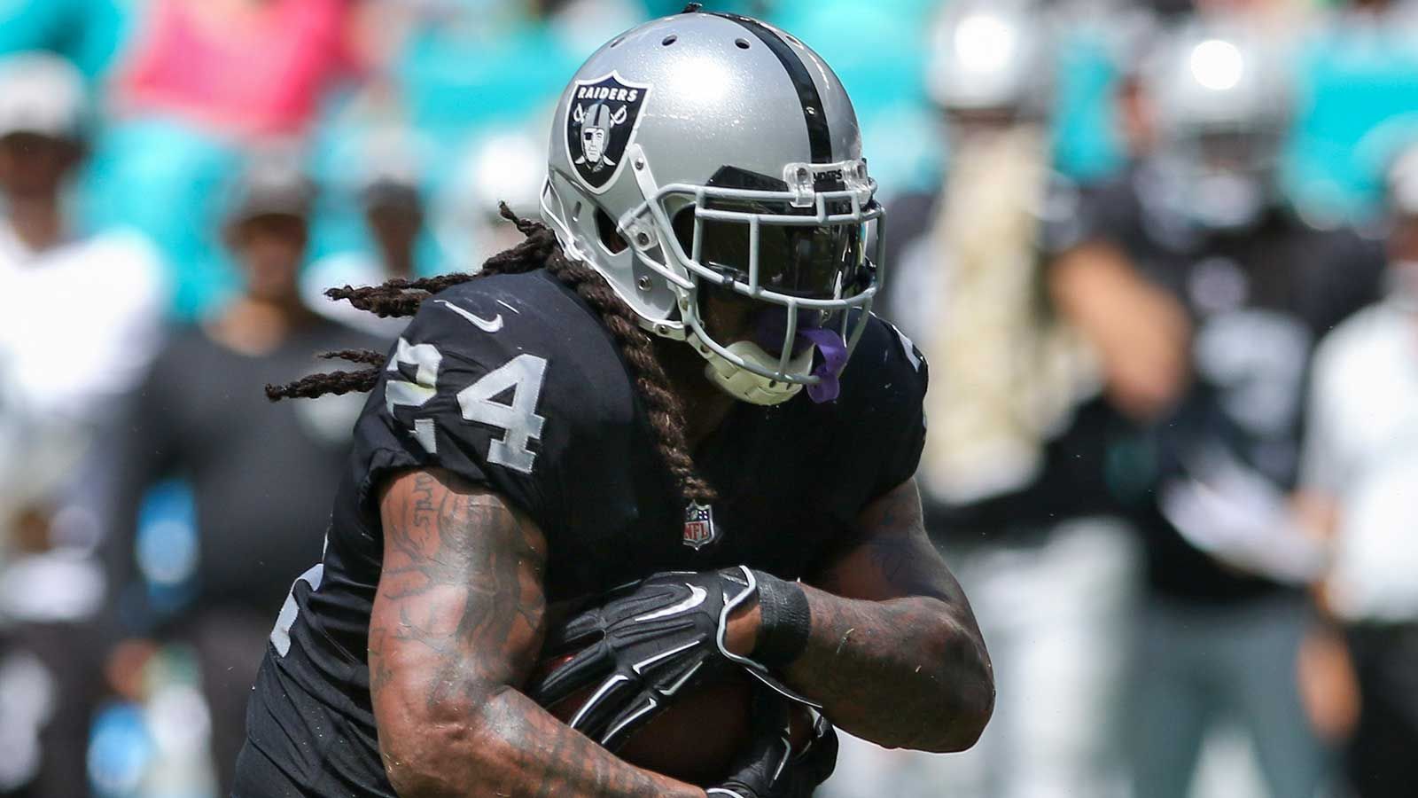 
                <strong>Marshawn Lynch (Running Back)</strong><br>
                Status: Unrestricted Free AgentAlter: 32Gehalt Saison 2018: 4.031.750 DollarSpiele 2018 (Regular Season): 6Im Team seit: 2017
              