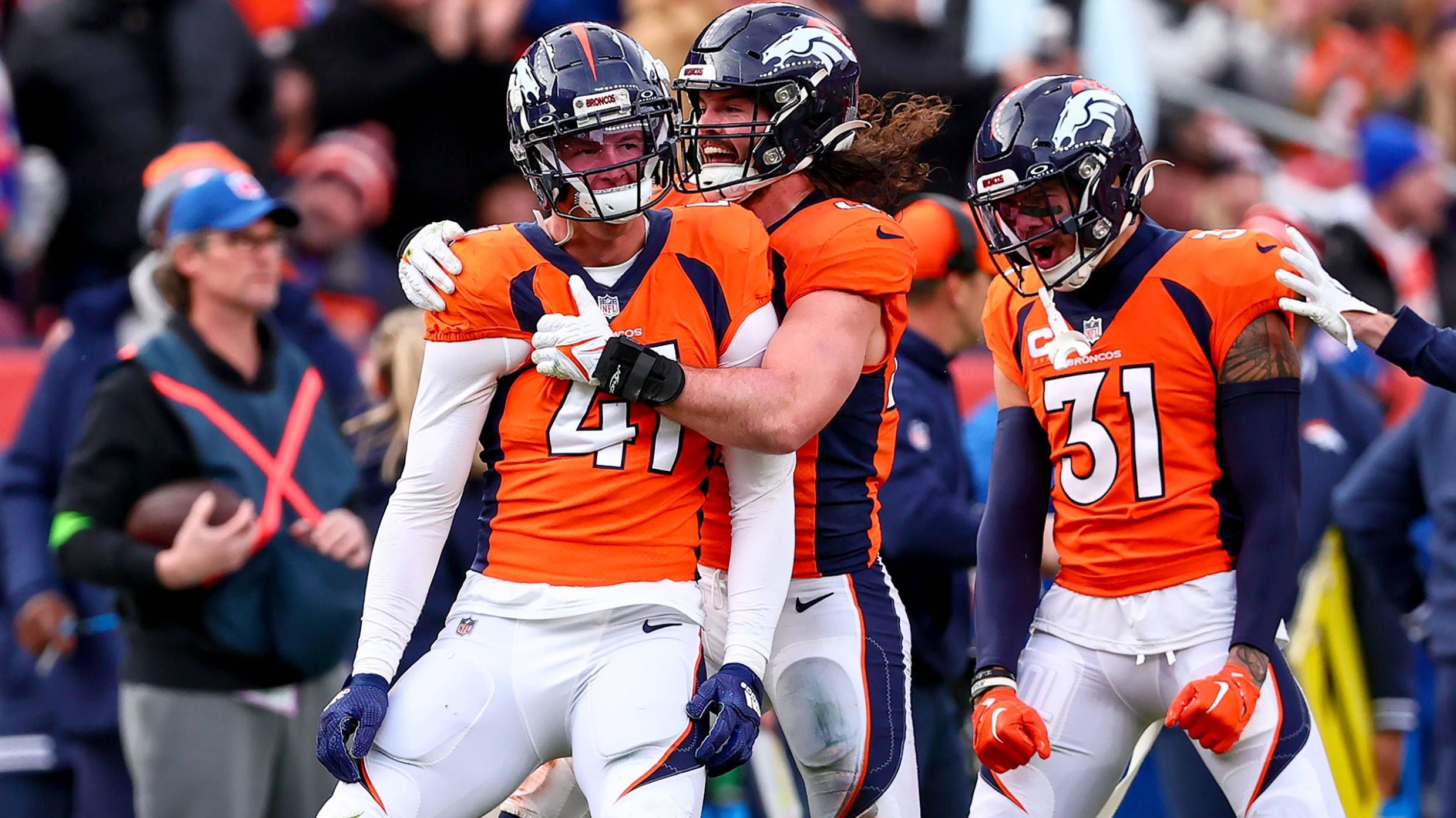 <strong>Platz 18: Denver Broncos - 23,2 Millionen US-Dollar</strong><br>Anzahl der Spieler: 10<br>Top-Verdiener: Alex Singleton (OLB) - 7,3 Millionen US-Dollar<br>Durchschnitts-Cap-Space pro Spieler: 2,3 Millionen US-Dollar<br>Prozentualer Anteil der&nbsp;Linebacker am Cap Space: 8,97%