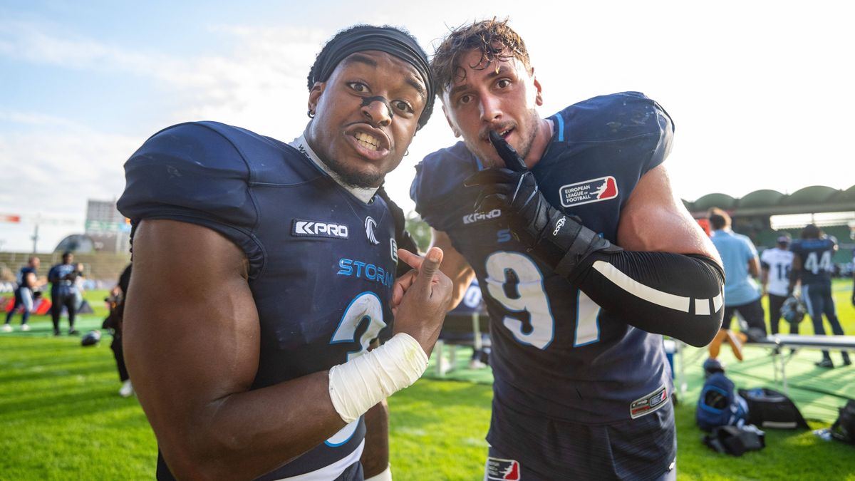 Nordic Storm v Rhein Fire, European League of Football, Gladsaxe, Denmark Gladsaxe, Denmark. 13th, July 2025. Chad Walrond (3) and Max Parkinson of Nordic Storm seen in celebration after the EFL ma...