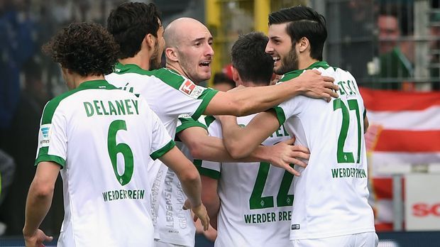 
                <strong>Platz 5: SV Werder Bremen</strong><br>
                19 Punkte (6 Siege, 1 Unentschieden, 4 Niederlagen / 22:12 Tore)
              