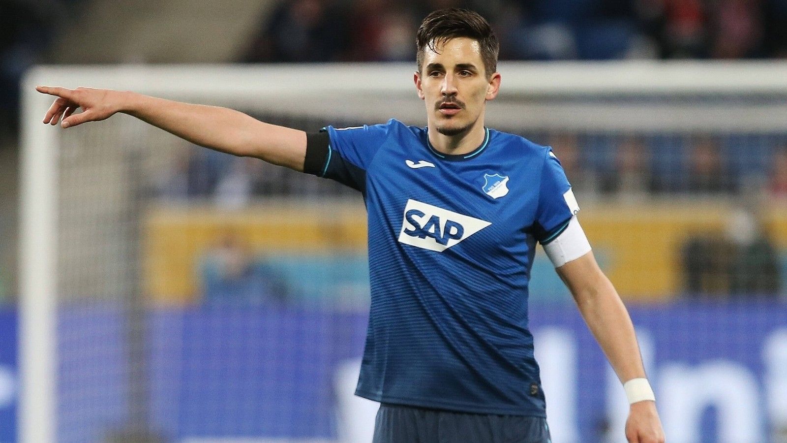 
                <strong>Platz 2: Benjamin Hübner</strong><br>
                &#x2022; Verein: TSG Hoffenheim<br>&#x2022; Absolvierte Einsätze: 5<br>&#x2022; Geschwindigkeit: 29,12 km/h<br>
              