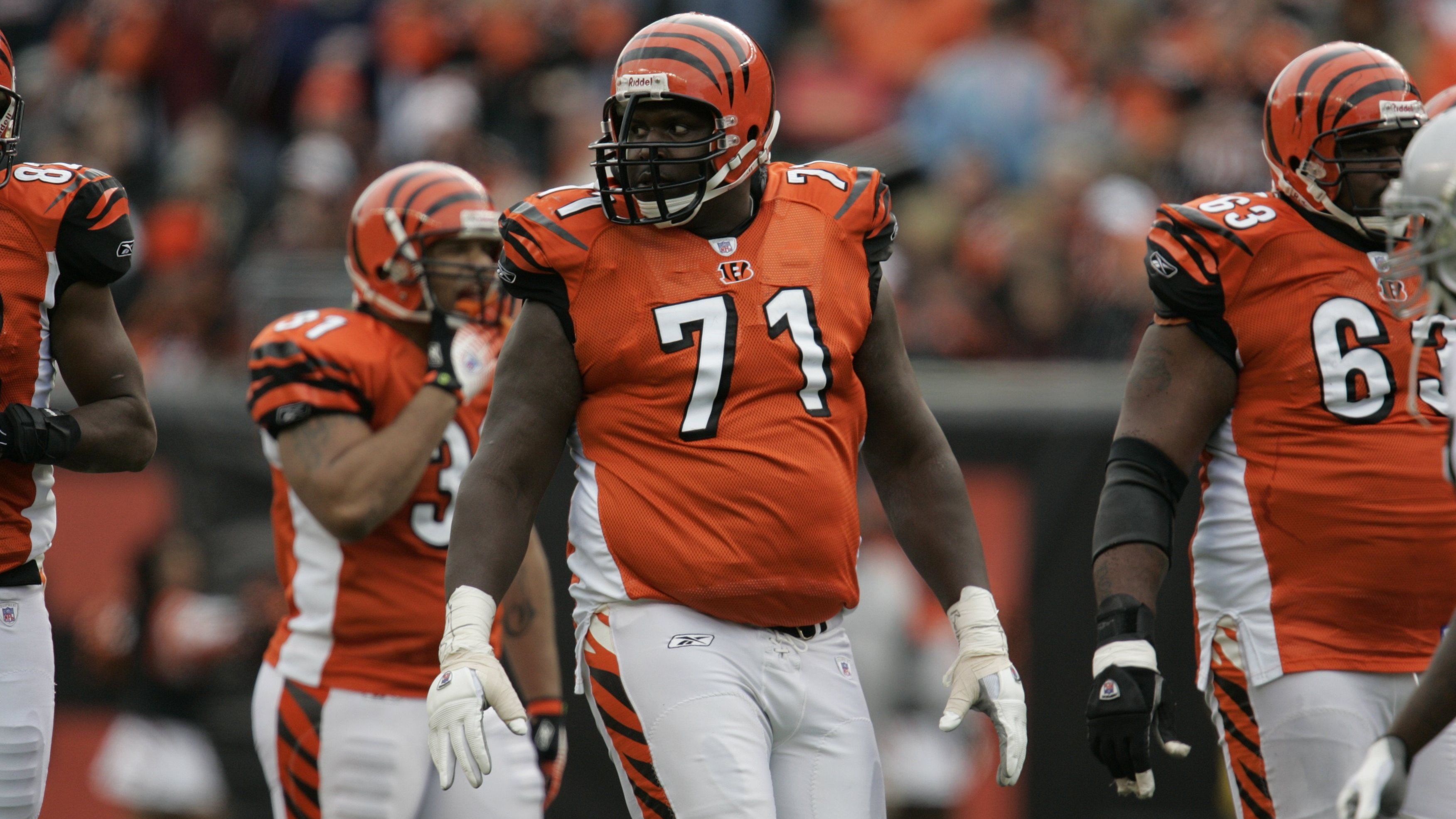 <strong>Willie Anderson</strong><br>- Position: Offensive Tackle<br>- Teams: Cincinnati Bengals (1996 - 2007), Baltimore Ravens (2008)<br>- Größte Erfolge: 3x First-team All-Pro, 1x Second-team All-Pro, 4x Pro Bowl