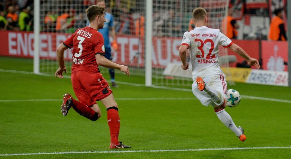 
                <strong>Panagiotis Retsos (Bayer Leverkusen)</strong><br>
                Der 19-Jährige ist übermotiviert, geht zu hart in die Zweikämpfe und holt sich dadurch früh die gelbe Karte ab. Überhaupt scheint er mit den Bayern überfordert zu sein. Joshua Kimmich, Thomas Müller und Arjen Robben haben mit ihm meist leichtes Spiel. Bei dem 0:2 lässt er Robert Lewadowski freistehend das Kopfballtor erzielen. Er wird zur Halbzeit ausgewechselt. ran-Note: 6
              