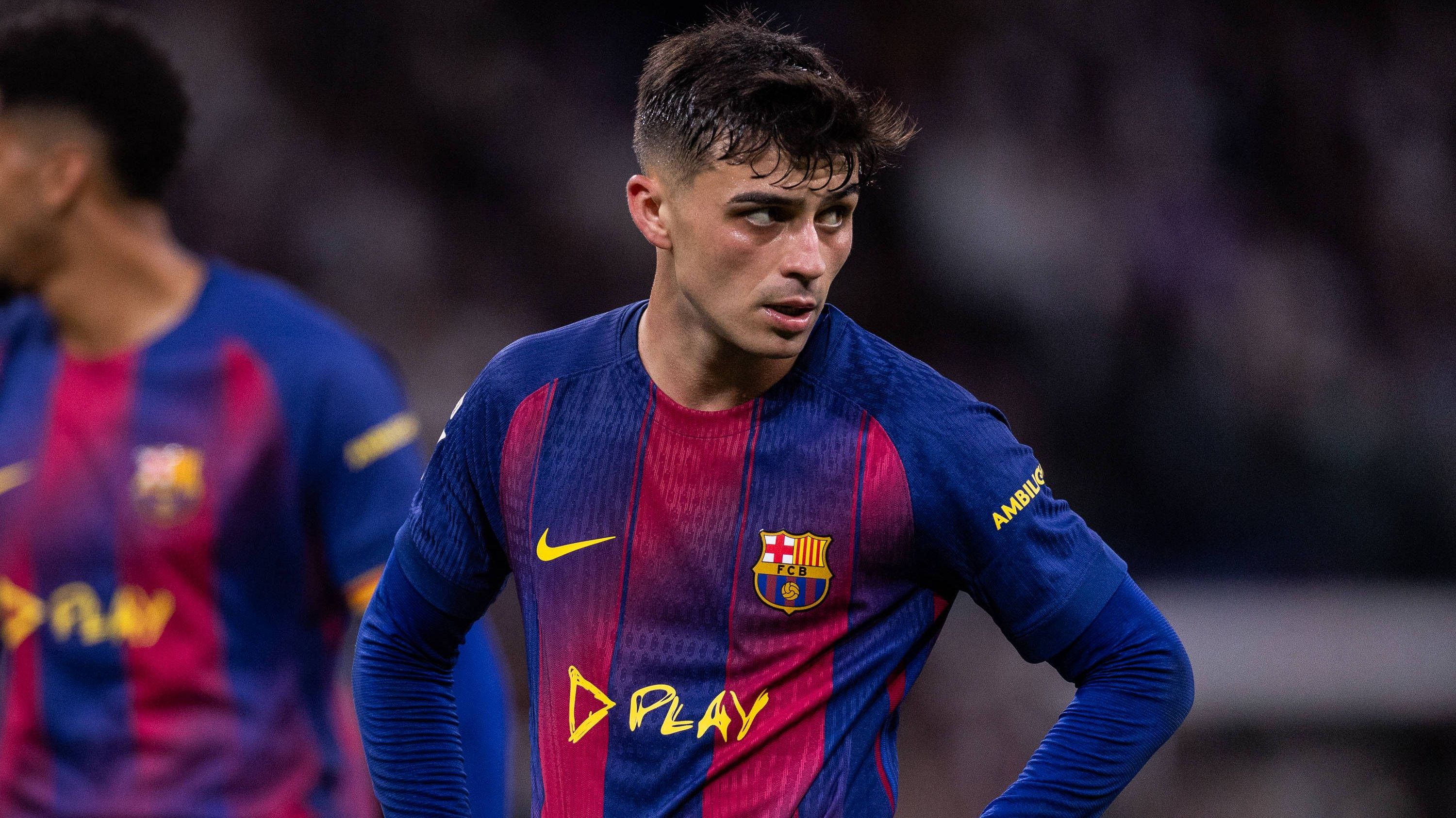 <strong>Pedri (geboren am 25.11.2002)</strong><br><strong>Verein:</strong>&nbsp;FC Barcelona<br><strong>Marktwert:</strong> 140 Millionen Euro<br><strong>Nationalität:</strong> Spanisch