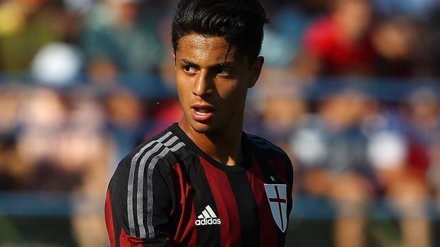 
                <strong>Hachim Mastour (AC Mailand)</strong><br>
                Hachim Mastour (AC Mailand). Der Italiener mit marokkanischen Wurzeln entschied sich gegen das Land seiner Geburt und feierte bereits sein Länderspiel-Debüt für Marokko. Mastour ist technisch sehr versiert und derzeit von den Mailändern an den FC Malaga ausgeliehen. 
              