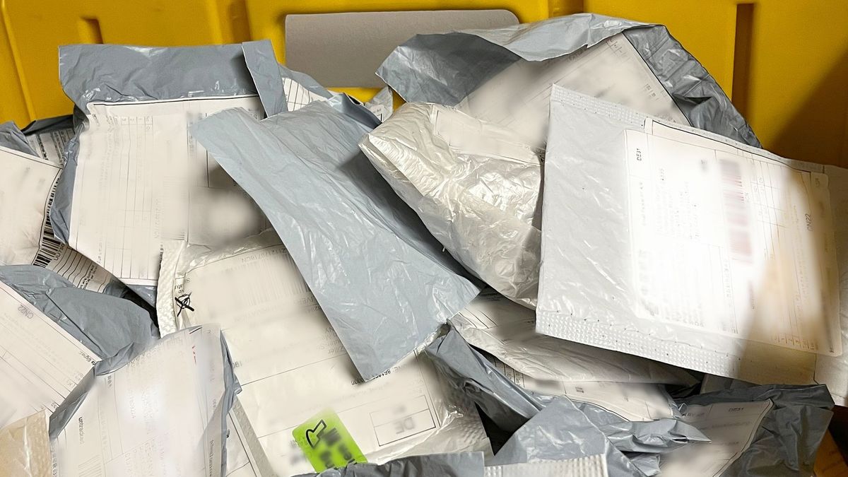 Beschlagnahmte Sendungen mit Saatgut