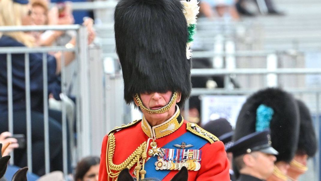 Royal-Fans sind gespannt, ob König Charles III. an der traditionellen Trooping-the-Colour-Parade teilnehmen wird.&nbsp;&nbsp;