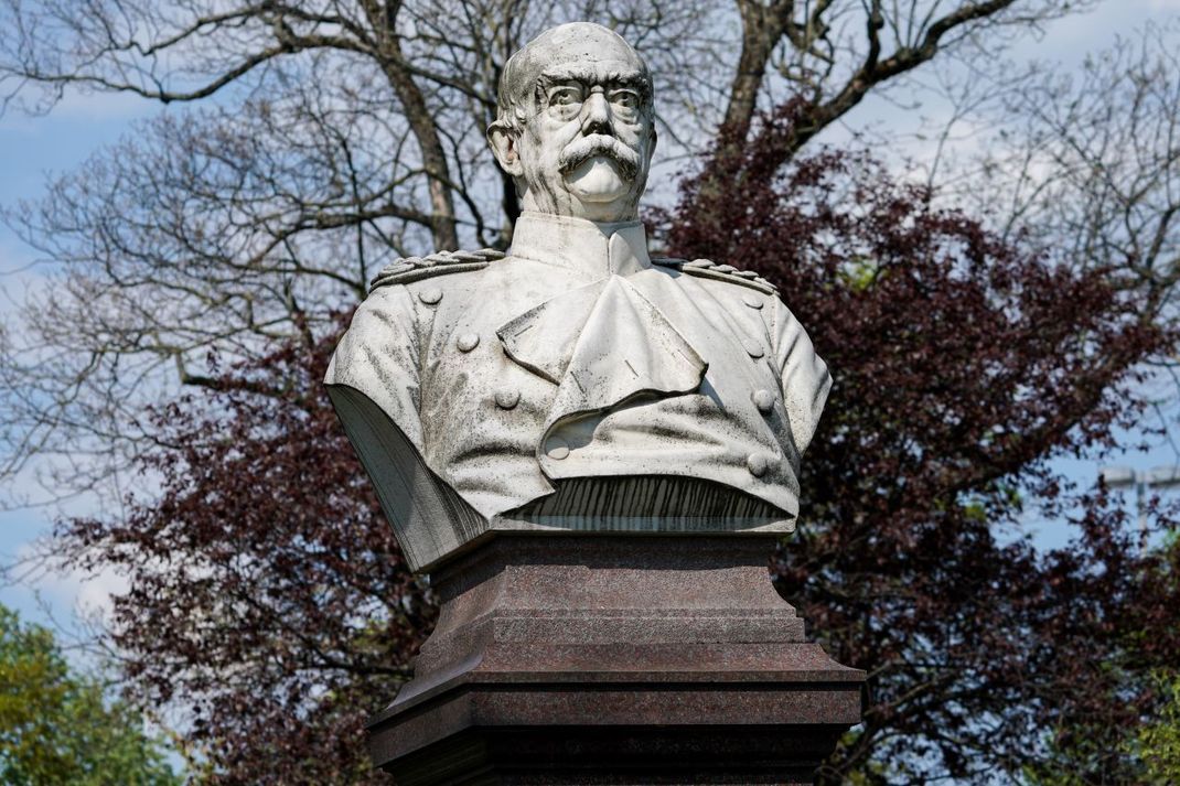 Eine Statue von Otto von Bismarck in Heidelberg.