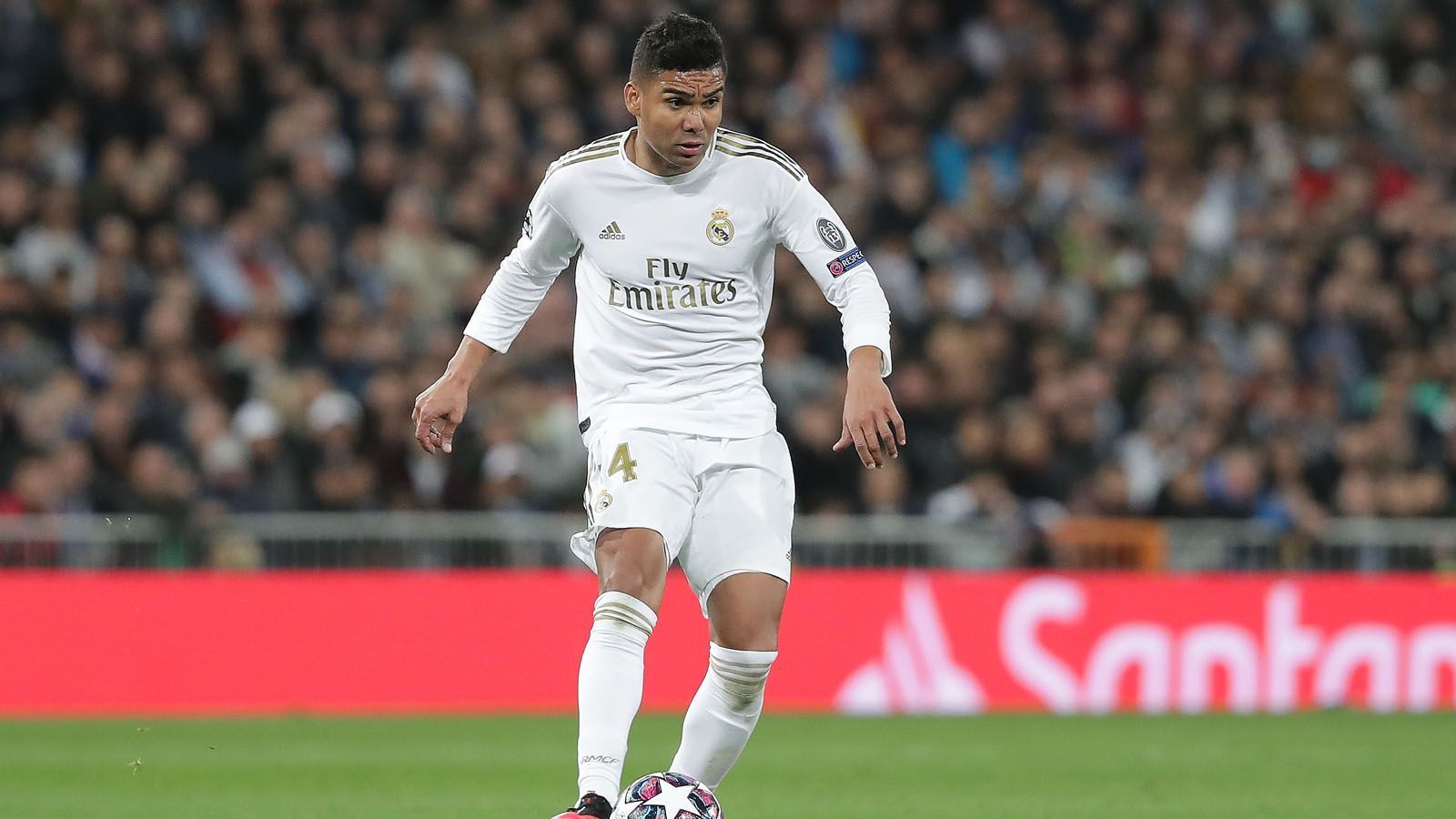 
                <strong>Casemiro (28)</strong><br>
                Casemiro ist im defensiven Mittelfeld nicht wegzudenken. Auch nicht in Zukunft. Der Vertrag des 28-Jährigen, der 2015 vom FC Porto kam, läuft noch bis 2023.
              