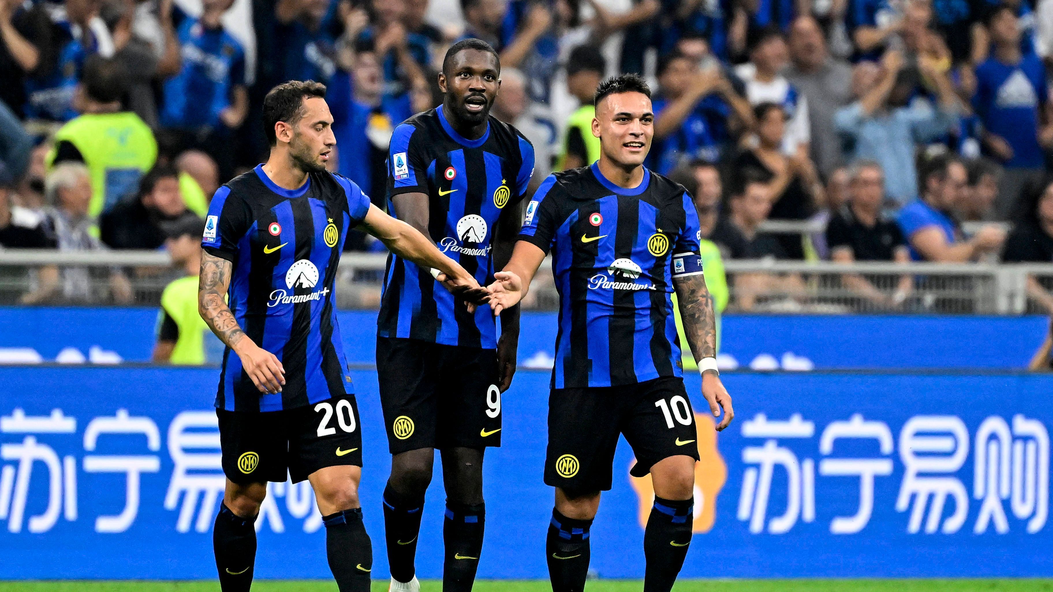 <strong>Inter Mailand</strong><br>Was ein starker Saisonstart in der Serie A mit vier Siegen in vier Spielen unterstreicht. Einen ersten Höhepunkt gab es am vergangenen Wochenende beim 5:1 im Derby gegen die AC Mailand. Das Team, angeführt von Kapitän Lautaro Martinez mit fünf Toren und zwei Vorlagen, ist in bestechender Frühform, die Gruppe mit San Sebastian, Benfica und Salzburg machbar.