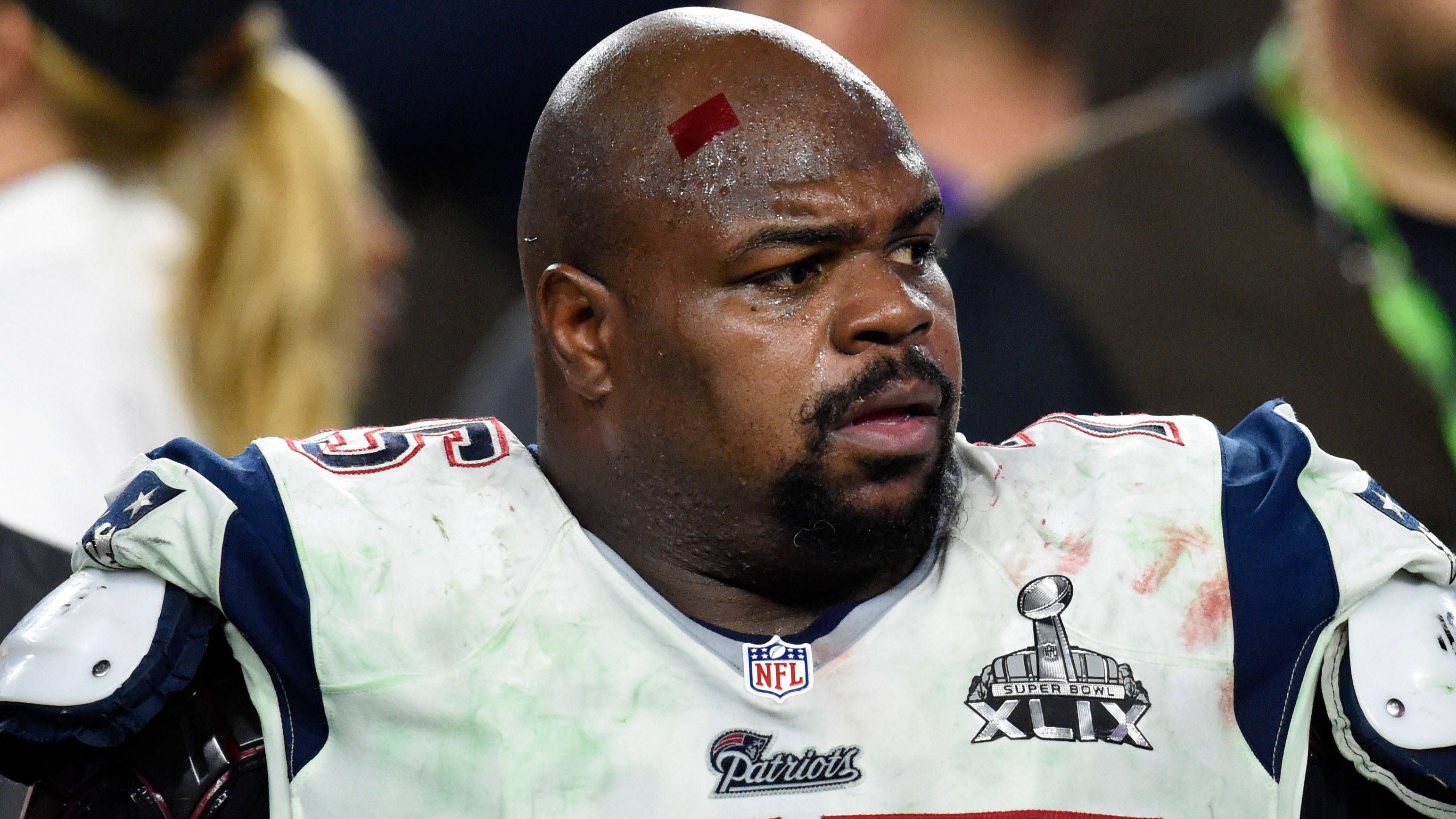 <strong>Vince Wilfork</strong><br>- Position: Defensive Tackle<br>- Teams: New England Patriots (2004 - 2014), Houston Texans (2015 - 2016)<br>- Größte Erfolge: 2x Super-Bowl-Sieger, 1x First-team All-Pro, 4x Second-team All-Pro, 5x Pro Bowl