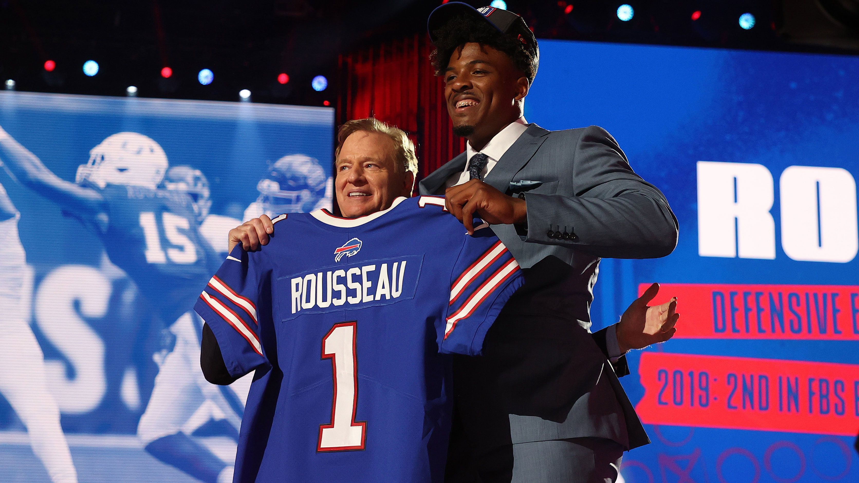 
                <strong>30. Pick - Gregory Rousseau (Defensive End, Buffalo Bills)</strong><br>
                &#x2022; <strong>Vertrag unterschrieben: ja -</strong><br>&#x2022; Signing Bonus: 5.802.327 US-Dollar -<br>&#x2022; Gesamtgehalt: 11.608.199 US-Dollar -<br>
              