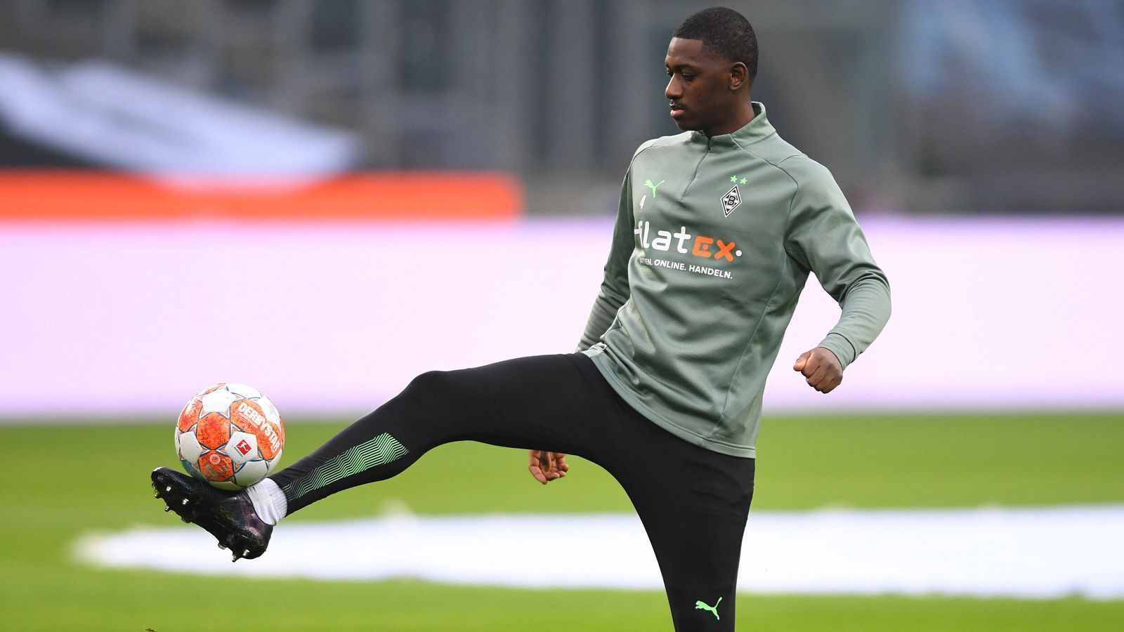 
                <strong>1.343 Fehltage - Mamadou Doucoure der größte Pechvogel der Bundesliga</strong><br>
                Nun wieder der Rückschlag: Am 10. Februar 2022 muss er das Training abbrechen - muskuläre Probleme. Wie lange er jetzt ausfällt, ist unklar. Klar ist immerhin: Sein Vertrag in Gladbach läuft noch bis 2024. Er hat also noch etwas Zeit, um seine unglaubliche Pechsträhne hoffentlich endlich zu beenden.
              