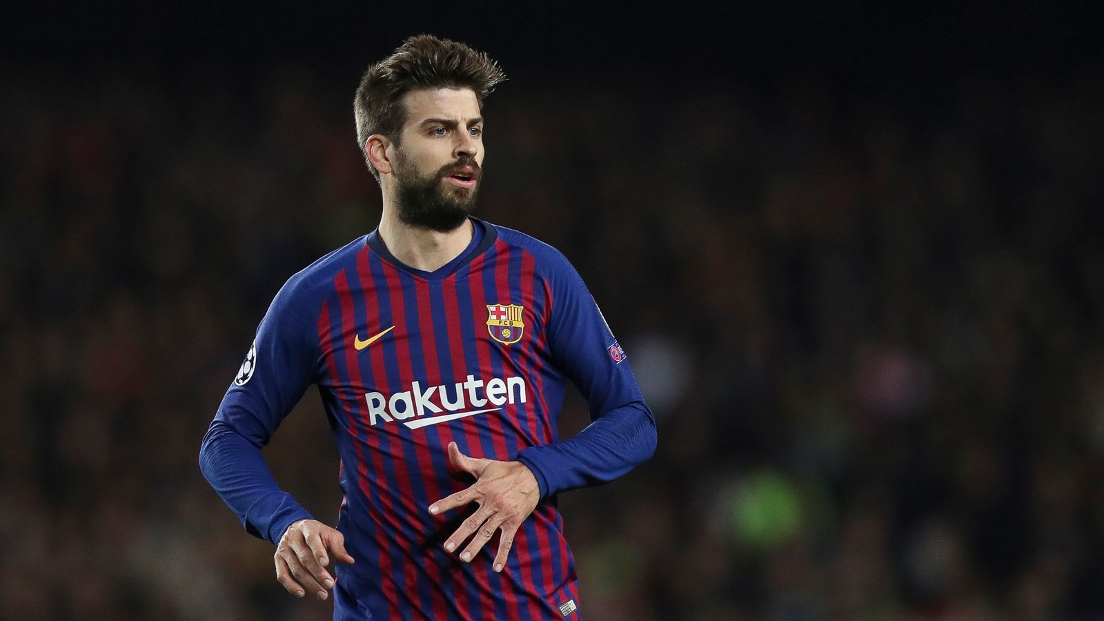 
                <strong>Gerard Pique (FC Barcelona)</strong><br>
                Spiele für die spanische A-Nationalmannschaft: 103Bisherige Profi-Vereine: Manchester United, Real Saragossa, Manchester United, FC Barcelona
              