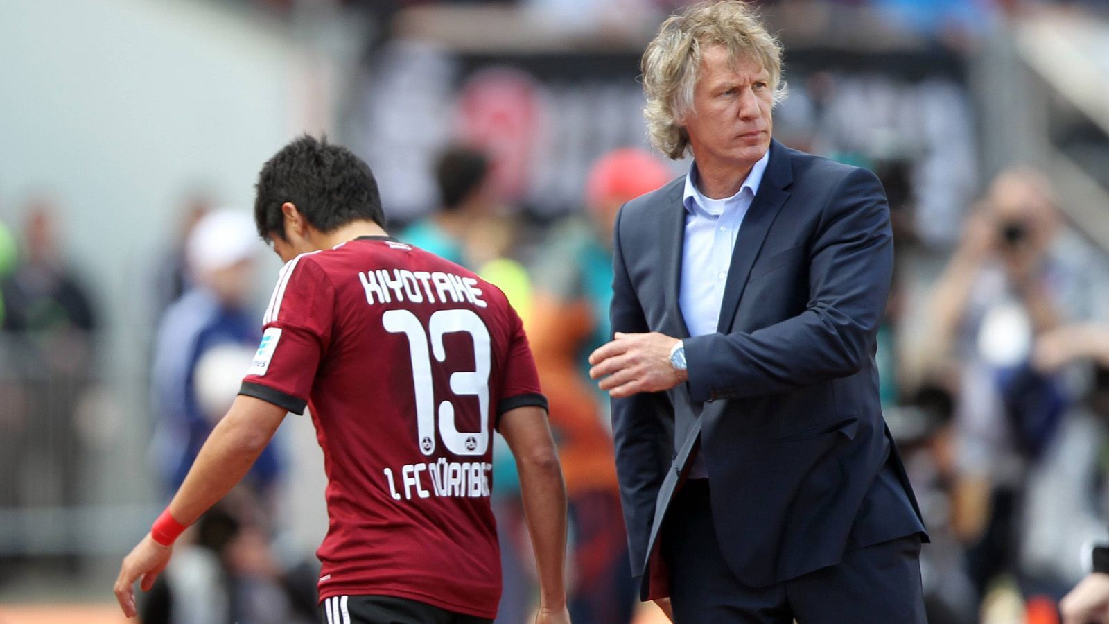 
                <strong>Gertjan Verbeek ( 1.FC Nürnberg) </strong><br>
                Für 22 Bundesligaspiele hieß der Trainer der Franken in der Saison 2013/14 Gertjan Verbeek. Nur 20 Punkte (0,91 P.) holte der Club unter dem Holländer zwischen Oktober und April. Verbeek war in dieser Saison bereits der dritte FCN-Trainer nach Michael Wiesinger und Roger Prinzen. Als Tabellen-17. stieg der FCN in die zweite Liga ab, allerdings ohne Verbeek. Er wurde zur neuen Saison durch Valerien Ismael ersetzt.   
              