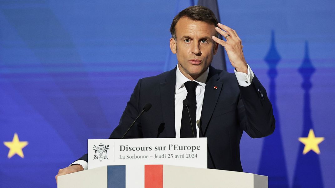 Der französische Präsident Emmanuel Macron warnt Europa vor Russland.