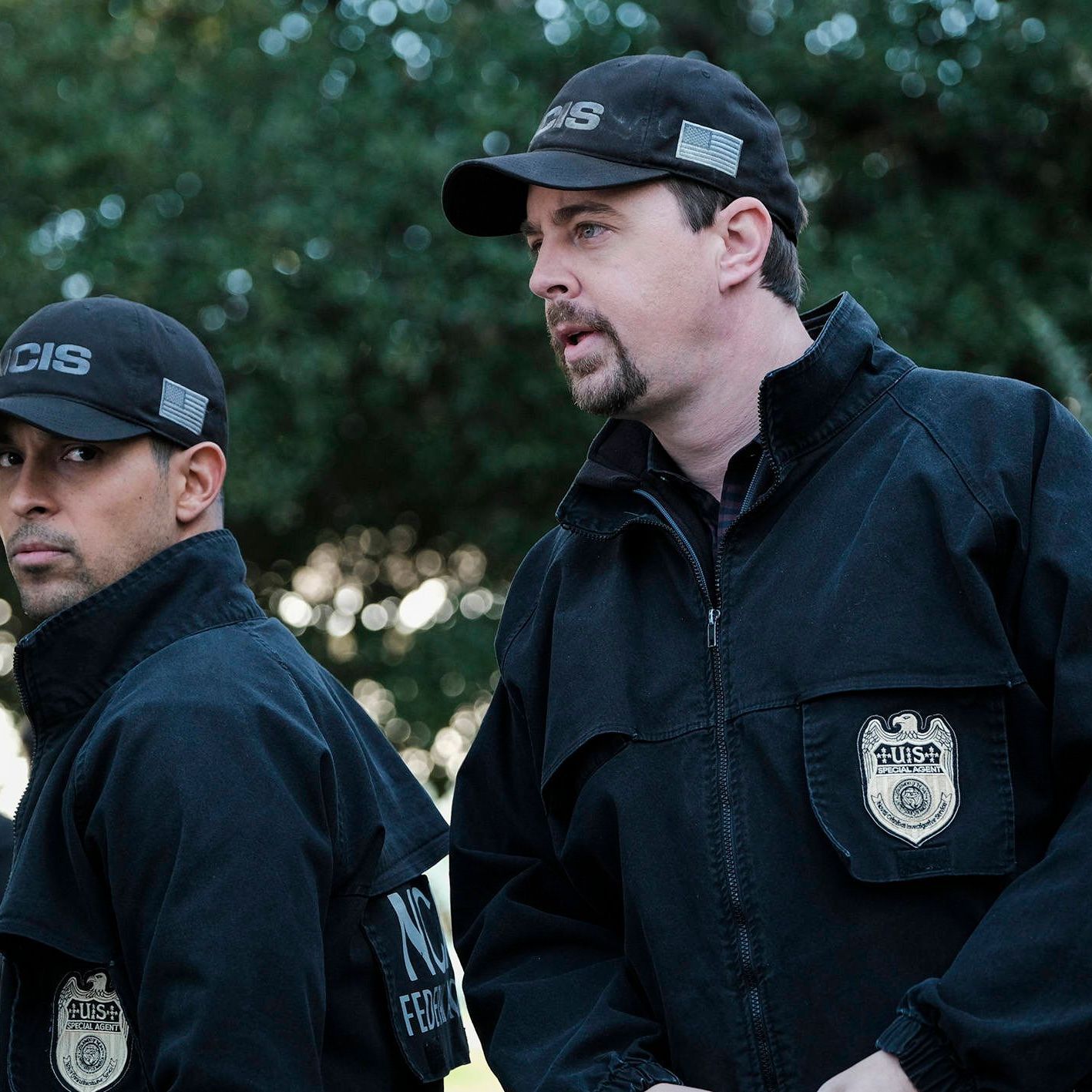 Alte Hasen: Special Agent Tim McGee (Sean Murray, r.) ermittelt bereits seit Staffel 1. Sein Kollege, Special Agent Nick Torres (Wilmer Valderrama, l.), kam in Staffel 14 dazu. 