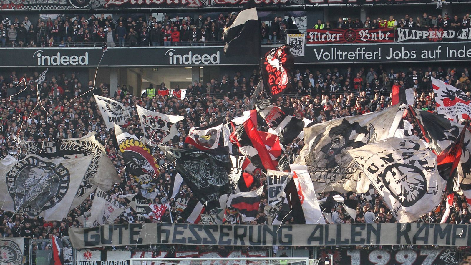 
                <strong>Platz 15: Eintracht Frankfurt</strong><br>
                Durchschnittlicher Ticketpreis: 43,70 Euro
              
