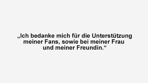 
                <strong>Mohammed Anas </strong><br>
                Mohammed Anas von den südafrikanischen Free State Stars bedankte sich nach dem 2:2 gegen Ajax Cape Town nicht nur bei seinen Fans, sondern auch bei seiner Frau UND seiner Freundin. Der Mittelstürmer realisierte seinen Patzer prompt und versuchte zu retten, was zu retten war: "Entschuldigung, ich meine natürlich meine Ehefrau. Schatz, ich liebe dich so sehr." Ist klar ...
              