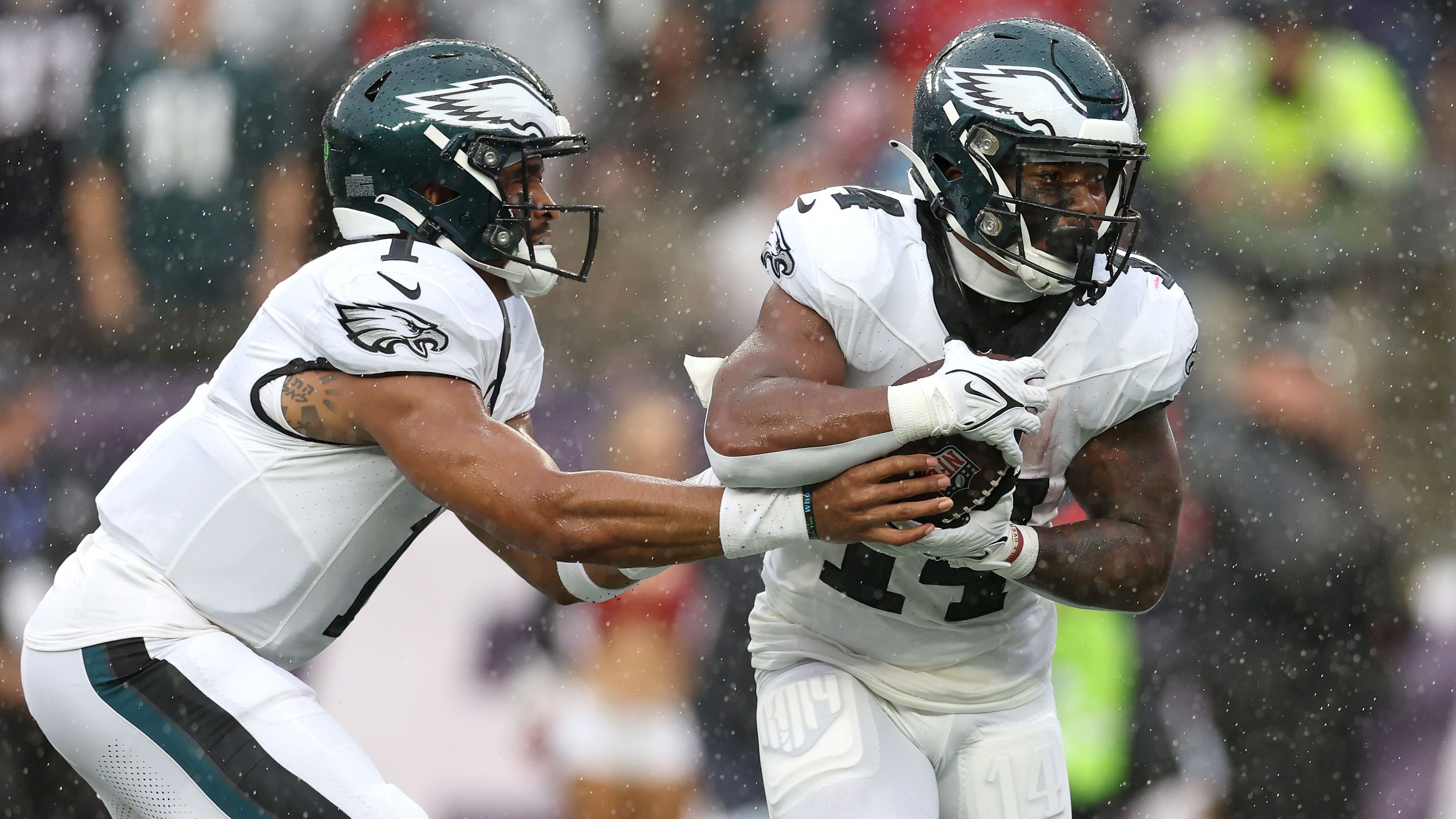 <strong>Platz 21: Philadelphia Eagles - 6,8 Millionen US-Dollar</strong><br>Anzahl der Spieler: 4<br>Top-Verdiener: Saquon Barkley - 3,8 Millionen US-Dollar<br>Durchschnitts-Cap-Space pro Spieler: 1,7 Millionen US-Dollar<br>Prozentualer Anteil der&nbsp;Running Backsy am Cap Space: 2,63%