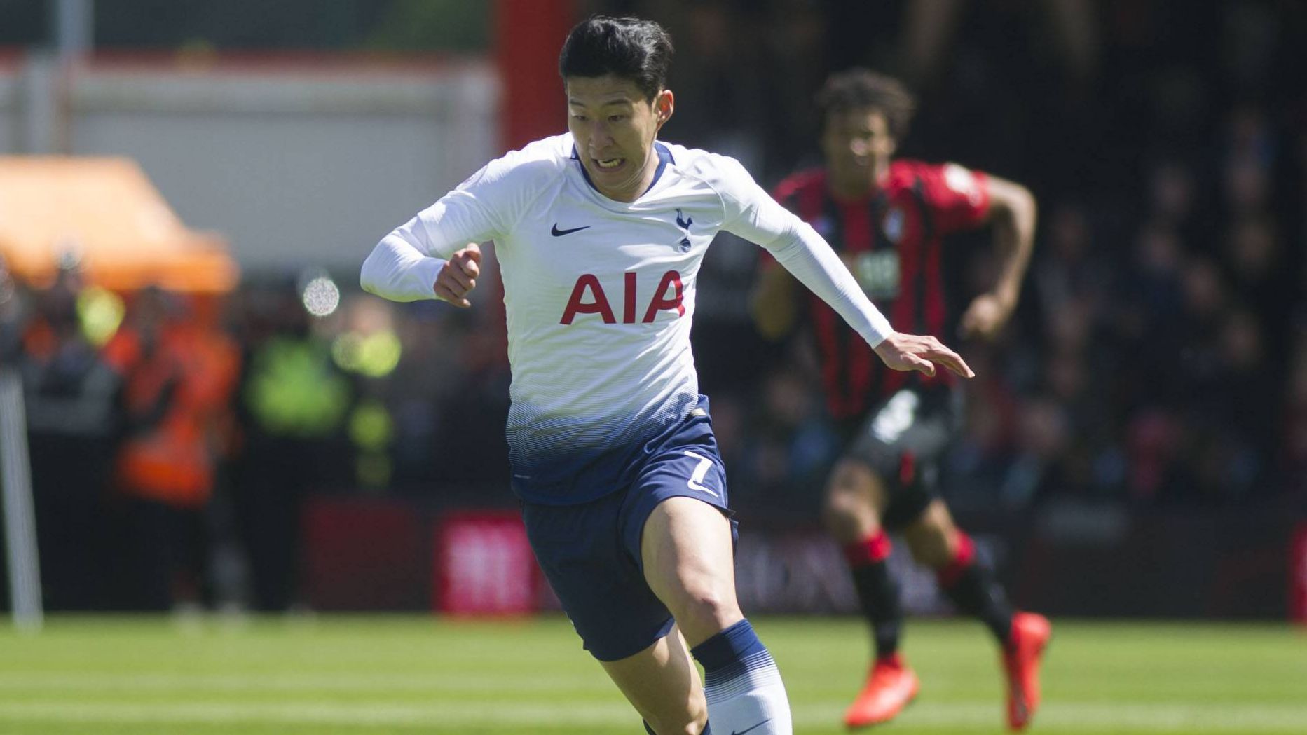 
                <strong>5. Platz: Heung-Min Son (Tottenham)</strong><br>
                Jahresgehalt: 8,25 Millionen EuroVertrag bis: 2023
              