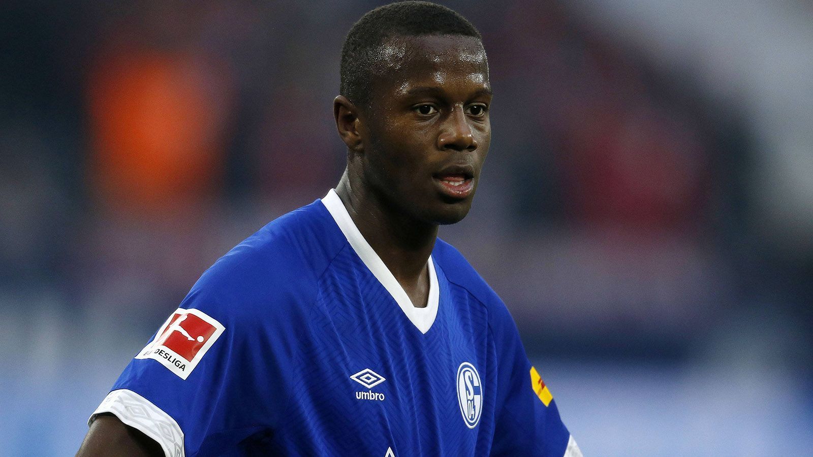 
                <strong>Hamza Mendyl</strong><br>
                Der dritte eher enttäuschende Neuzugang heißt Hamza Mendyl. Der 21-Jährige kam im Sommer für sechs Millionen Euro vom OSC Lille, durfte in der Bundesliga seitdem aber erst neunmal ran.
              