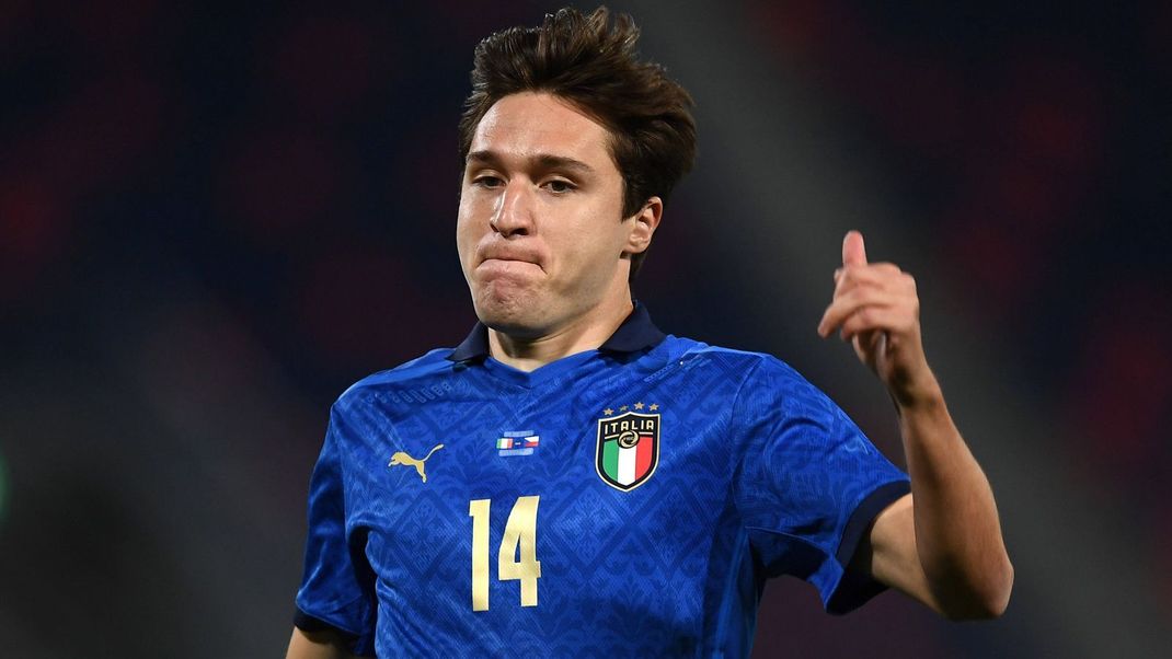 EM live Gruppe B: Am Samstag, den 15. Juni, treffen Italien mit ihren Star&nbsp;Federico Chiesa und das Team aus Albanien in Dortmund aufeinander. Anstoß ist um 21 Uhr. Mit unserem ran.de Liveticker mit dabei, wenn im Dortmunder BVB Stadium der Ball zum Spiel rollt.