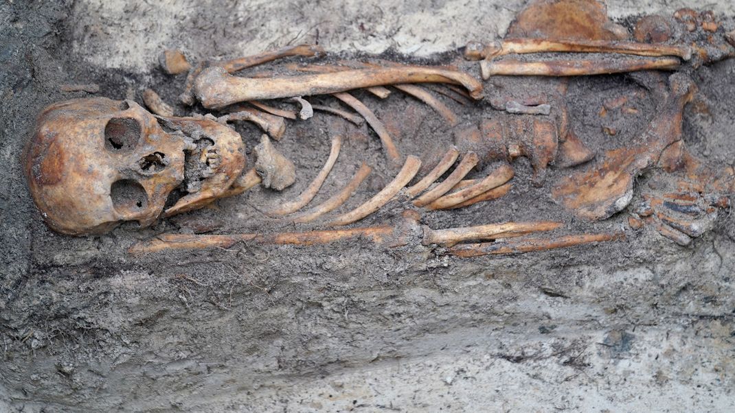Symbolbild: Forscher entdeckten mittelalterliches Mädchen-Skelett. Alles deutet darauf hin, es könne sich um ein Vampirmädchen handeln.