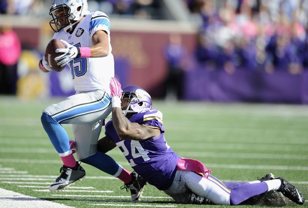 
                <strong>Minnesota Vikings - Detroit Lions 3:17</strong><br>
                So sehr sich auch Captain Munnerlyn an Detroits Golden Tate festbeißt, der Lions-Receiver lässt sich nicht aufhalten.
              