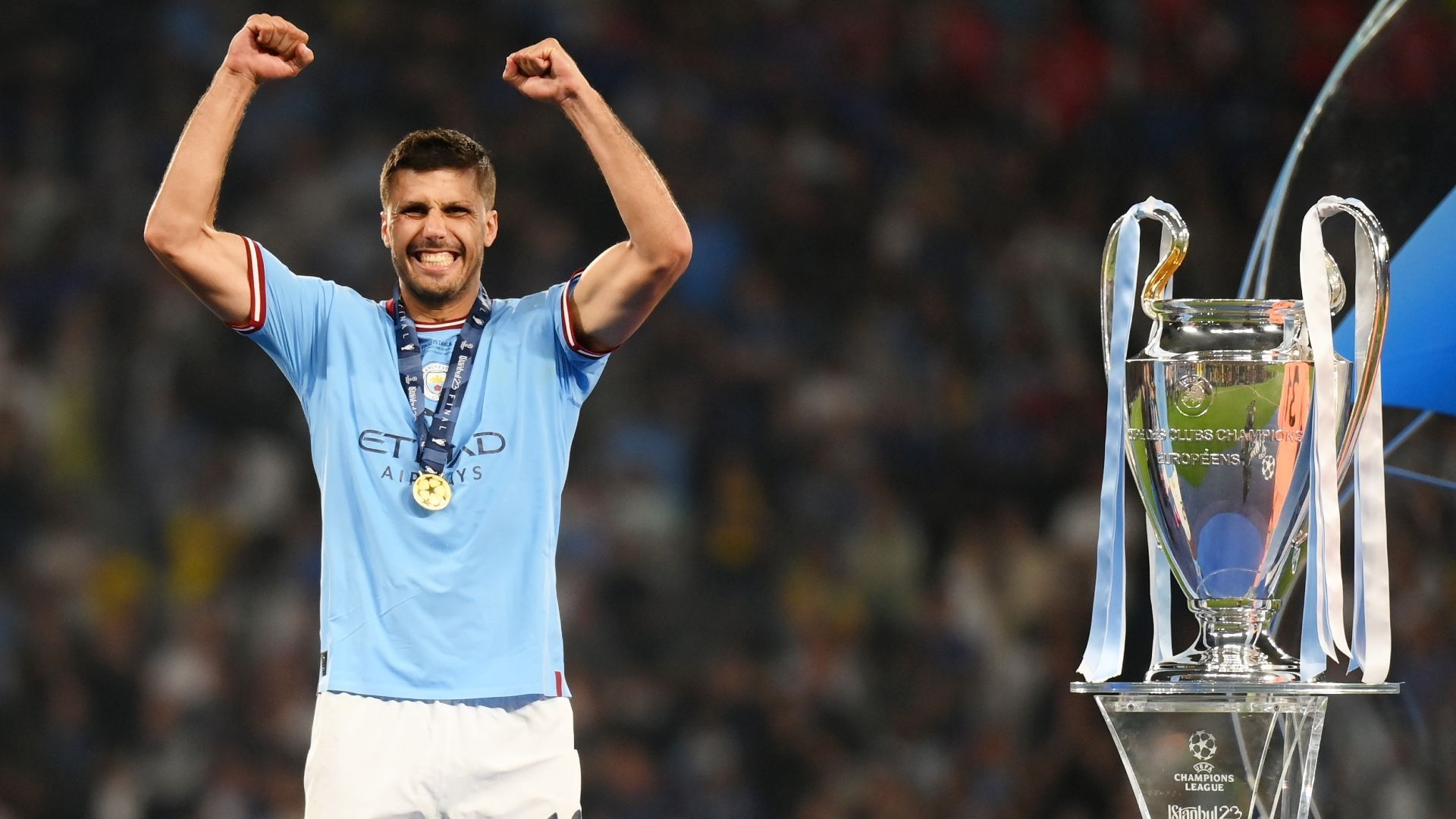 
                <strong>Guardian (England)</strong><br>
                "Rodri bricht Inters Widerstand und besiegelt Manchester Citys Triple-Ruhm"
              