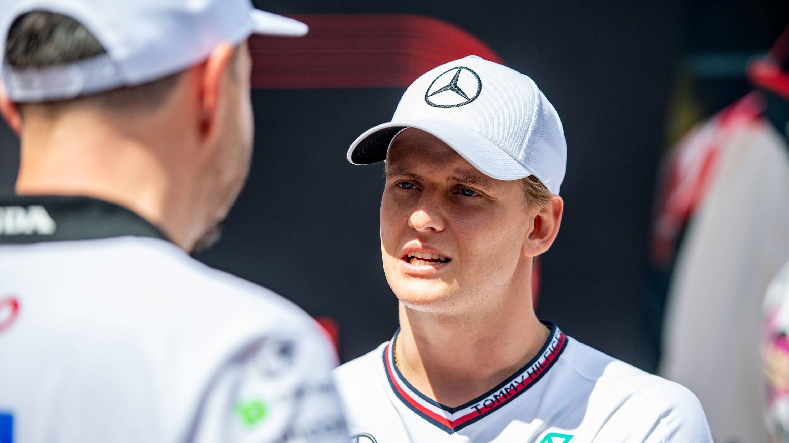 <strong>Formel 1: Gerüchte um Fahrerwechsel</strong><br>Die Saison 2024 ist in Gange und die Gerüchteküche brodelt quasi durchweg. <strong><em>ran</em></strong> fasst alles rund um mögliche Fahrer- bzw. Personal-Wechsel in der Formel 1 zusammen.