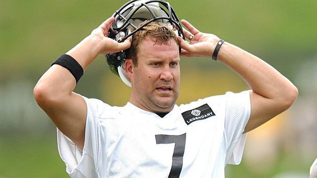 
                <strong>Platz 1: Ben Roethlisberger (43,4 Millionen Euro)</strong><br>
                Platz 1: Ben Roethlisberger (43,4 Millionen Euro). Klar an der Spitze dieser Liste steht der Quarterback der Pittsburgh Steelers. 41,2 Millionen Euro hat "Big Ben" mit seinem neuen Vertrag (Gehalt + Signing Bonus) für sich herausgehandelt. Die 2,2 Millionen Euro aus Werbeverträgen fallen da für den zweimaligen NFL-Champion kaum mehr ins Gewicht.
              