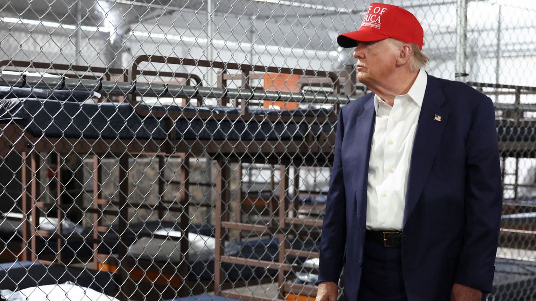 Ein US-Gericht hat dem harten Anti-Migrationskurs von US-Präsident Trump einen Dämpfer versetzt. 