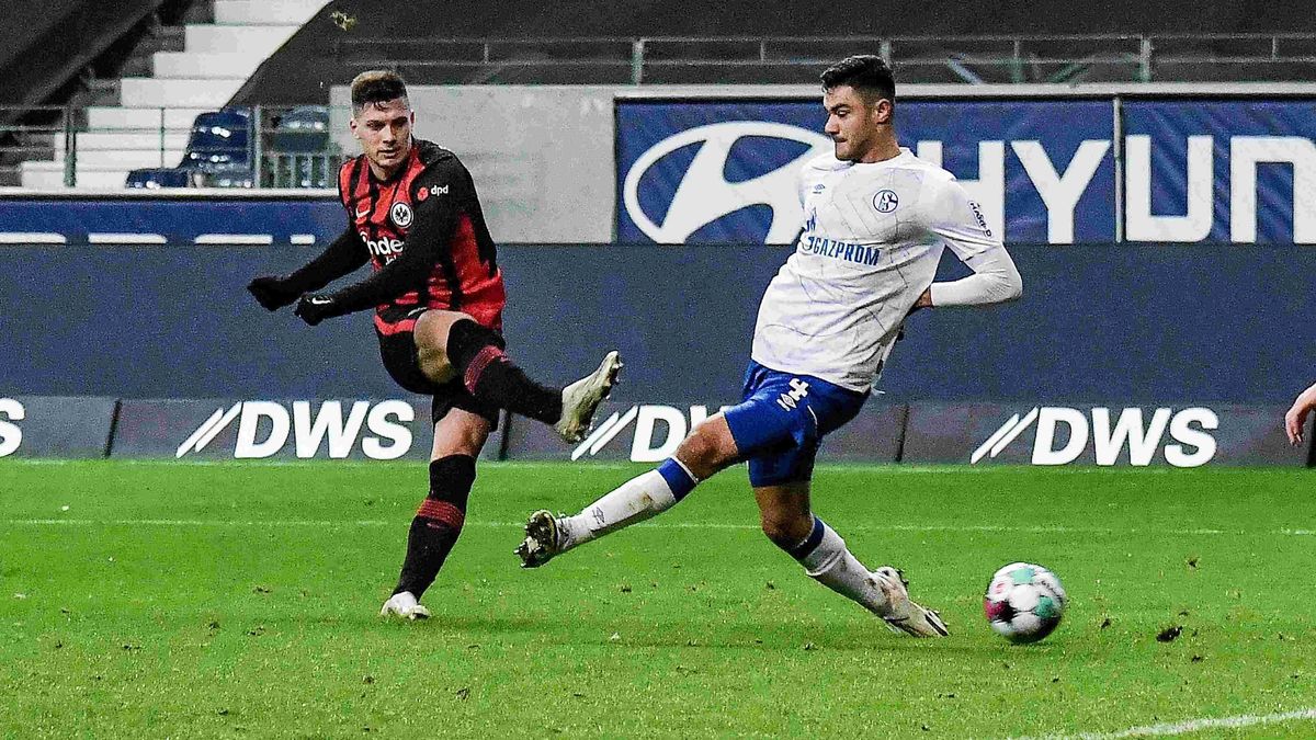 Jovic (l.) erzielte bei seiner Rückkehr zwei Tore