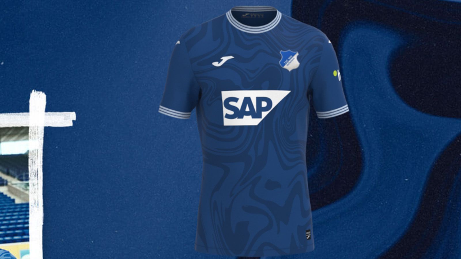 <strong>TSG 1899 Hoffenheim</strong><br>
                Laut Klub-Homepage ist das Trikot der TSG Teil der Vereins-Kampagne "Gemeinsam in Bewegung". Das neue Heimdress sei "in einem kraftvollen Dunkelblau gehalten", heißt es. "Das Trikot ziert darüber hinaus ein dynamisches, farblich leicht abgesetztes Wellenmuster, das nicht nur Bewegung symbolisiert, sondern auch abstrakte die Metropolregion Rhein-Neckar repräsentiert.