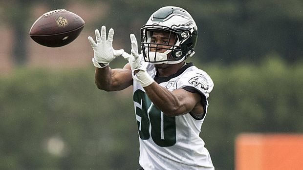 
                <strong>Jomal Wiltz (Cornerback, Patriots)</strong><br>
                Joma Wiltz ist das Gegenstück zu Killings: Der 23-Jährige wurde Anfang der Saison als Undrafted Free Agent von den Eagles verpflichtet, bestritt drei Spiele in der Preseason, flog dann aber aus dem finalen Kader. Seit September steht er mit einer kurzen Unterbrechung im Practice Squad der Patriots.
              