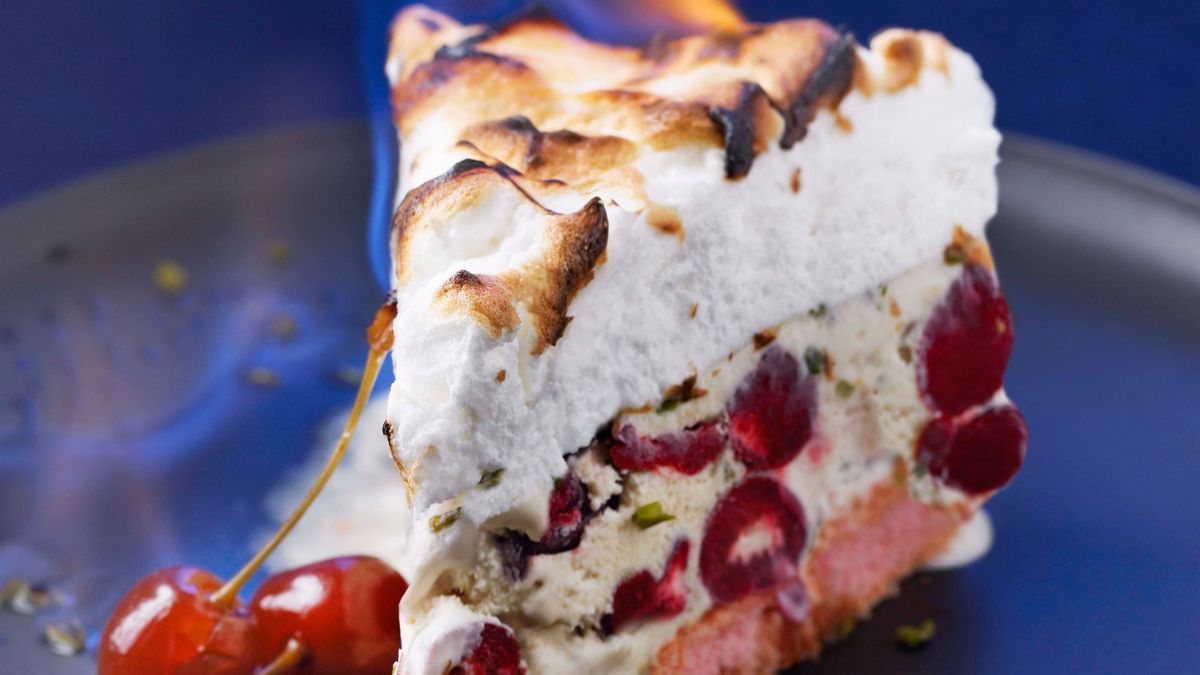 Enie backt: Rezept-Bild Flambierte Eistorte