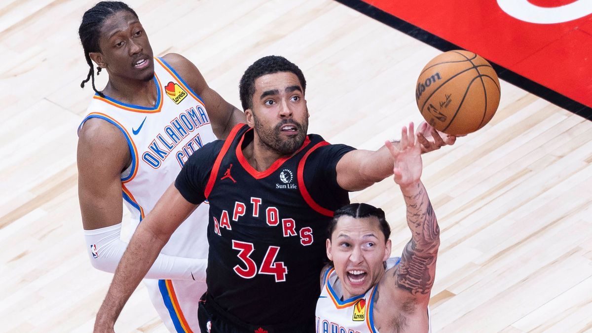 (240323) -- TORONTO, March 23, 2024 -- Jontay Porter (C) of Toronto Raptors fights for a rebound with Lindy Waters III (R) of Oklahoma City Thunder during the 2023-2024 NBA, Basketball Herren, USA ...