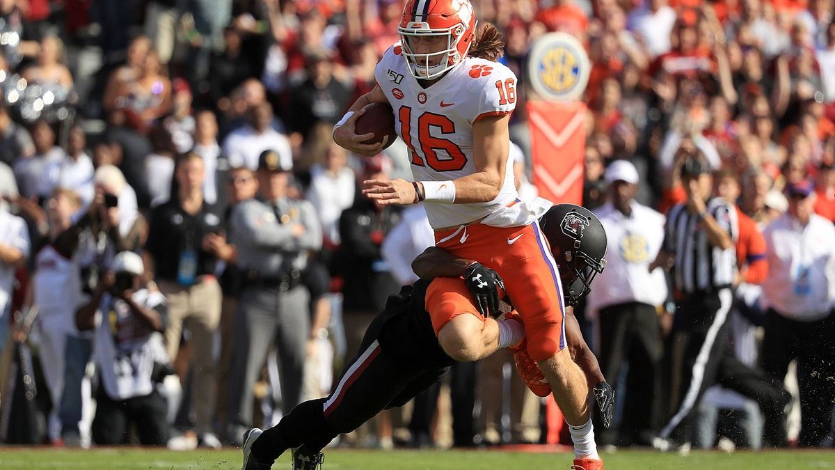 Clemson Tigers at South Carolina Gamecocks