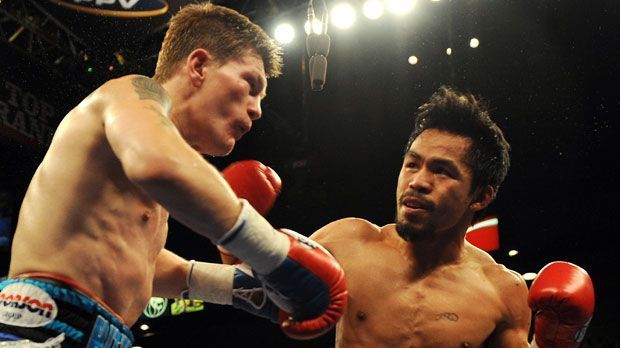 
                <strong>Manny Pacquiao vs Ricky Hatton (2009)</strong><br>
                Der Showdown im Super Leichtgewicht mit Ricky Hatton galt im Vorfeld als einer der größten Kämpfe der vergangenen Jahre. Hatton hatte zuvor in 46 Kämpfen nur gegen Floyd Mayweather verloren. Doch gegen Manny Pacquiao war kein Kraut gewachsen. Der Pac Man schlug den Engländer schon in der Auftaktrunde zweimal zu Boden. In Runde zwei folgte der brutale K. o - es war Pacquiaos sechster WM-Titel in sechs unterschiedlichen Gewichtsklassen.
              