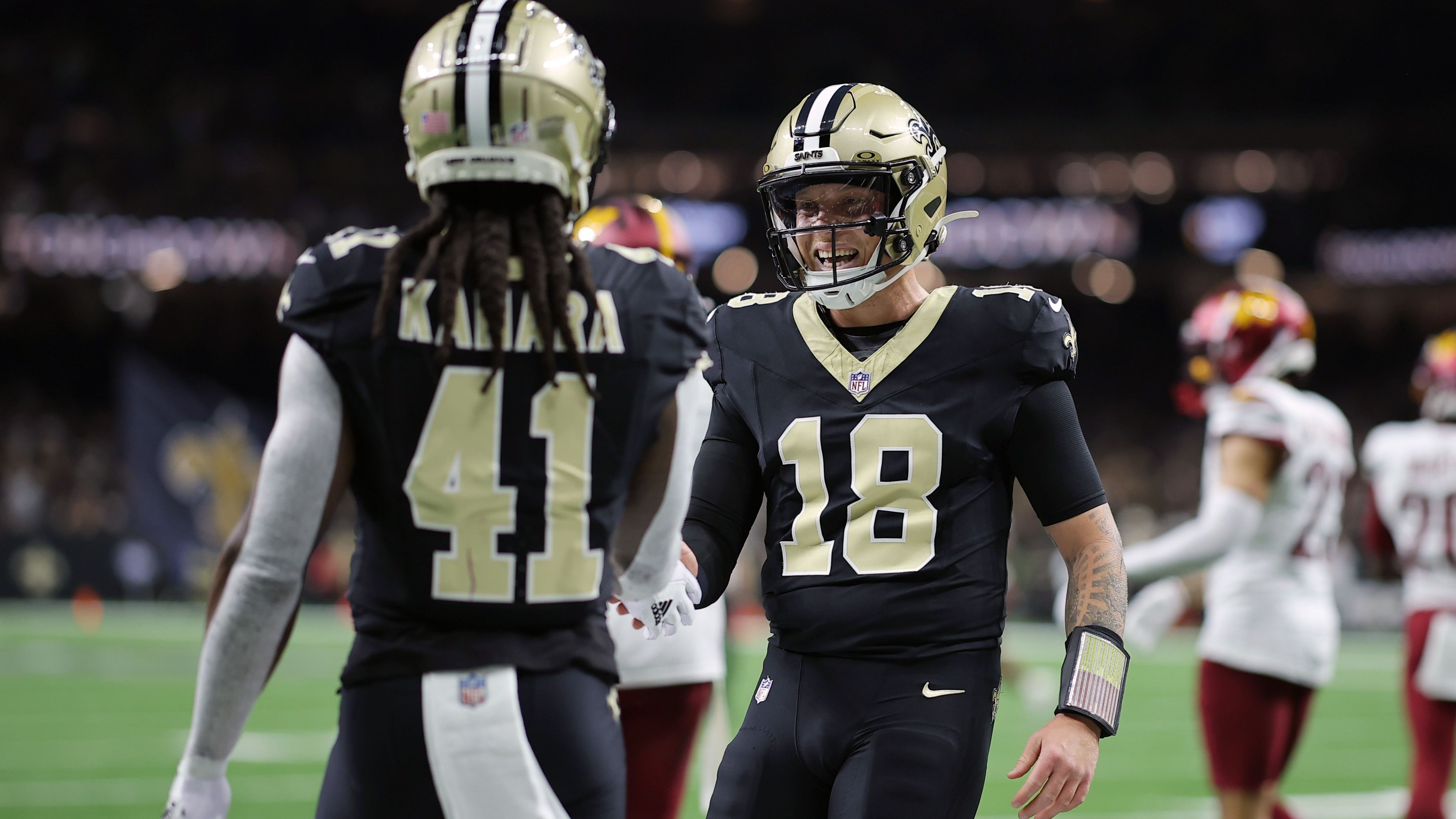 <strong>New Orleans Saints</strong><br>- Größter Need: Cornerback<br>Die absurde <a data-li-document-ref="339202" href="https://www.ran.de/sports/american-football/nfl/news/nfl-new-orleans-saints-teufelskreiscap-space-derek-carr-loomis-339202">Cap-Situation bei den Saints</a> macht den Verantwortlichen den Kaderbau seit Jahren schwer. Sportlich gibt es genug Defizite im Kader, besonders auf der Cornerback-Position sieht aktuell nicht sehr rosig aus.