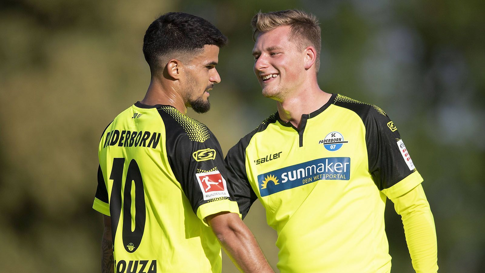 
                <strong>SC Paderborn </strong><br>
                Bisher ist noch kein Preis für das Trikot des SC Paderborn bekannt. 
              