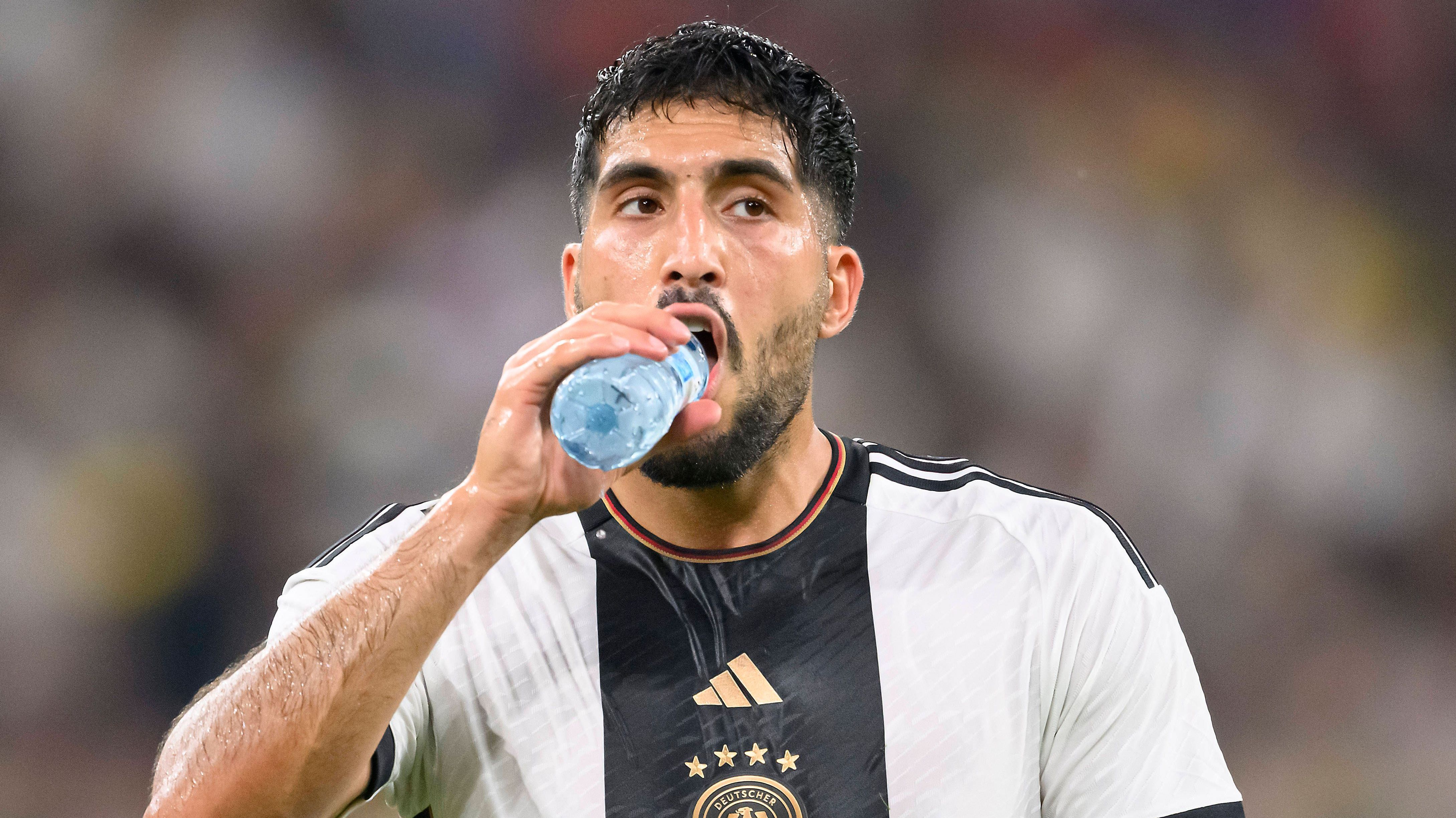 <strong>Emre Can</strong><br>Laut einem "Bild"-Bericht aus dem vergangenen Jahr hat Emre Can im Sommer '23 seine Freundin geheiratet. Allerdings gibt es auf Social Media oder andernorts keine Bilder des Paares. Wer die Frau an der Seite des BVB-Stars ist, ist daher nicht bekannt.